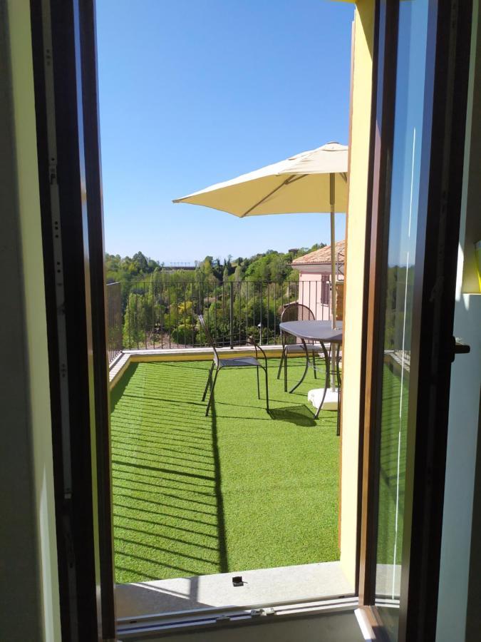 הוילה מונקלבו Terrazza Arcius מראה חיצוני תמונה